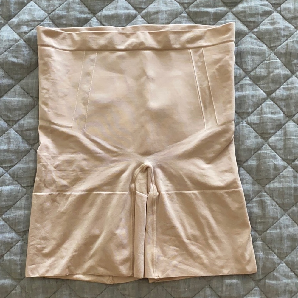 Spanx Oncore Mid Thigh Shaper size Large